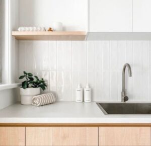 Easy Guide to Achieving A Beautiful Minimalist Kitchen Counter - Livaume